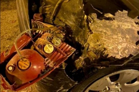 L'auto danneggiata