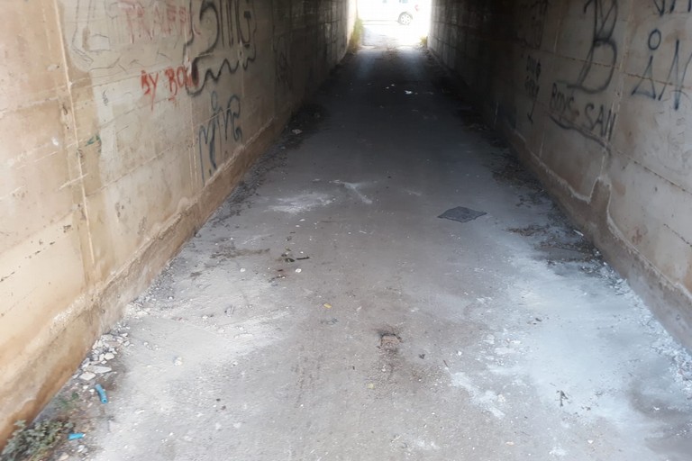 Ripulito il sottovia in località Pietre Rosse