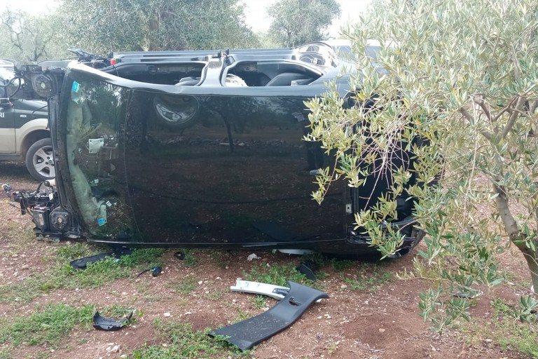 Una delle due auto rubate recuperate dalle Guardie Campestri