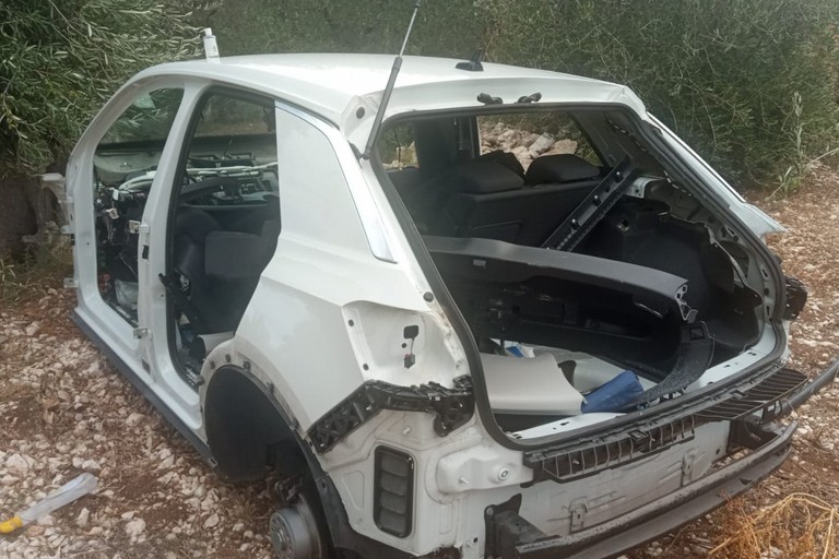 La Volkswagen T-Roc recuperata in località Pizzicocca