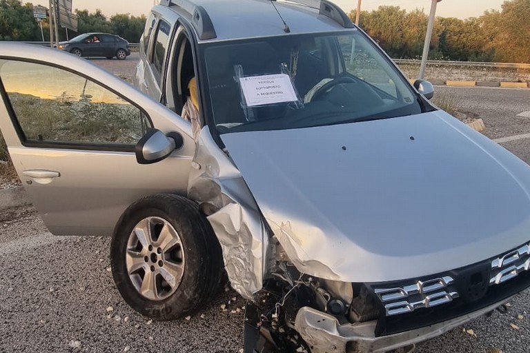 L'incidente stradale avvenuto sulla complanare della strada statale 16 bis
