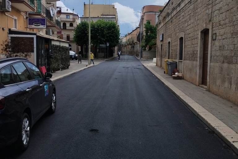 Asfalto nuovo in via Marconi
