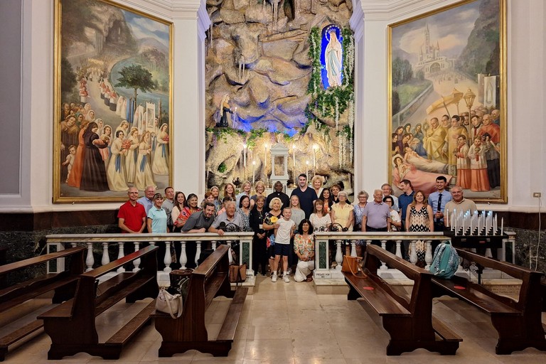 Gruppo fedeli Arizona. <span>Foto Maria Leone</span>