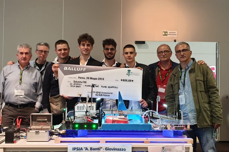 I ragazzi dell'Ipsia Banti con i docenti