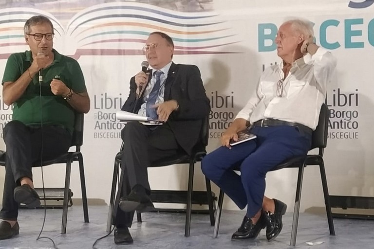 Agostino Picicco a Libri nel Borgo Antico