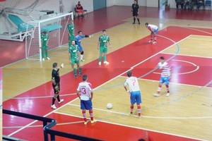 Il Giovinazzo C5 a Barletta