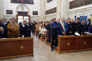 La cerimonia in onore dei Caduti sul mare