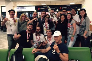 Gli atleti della Nuoto Giovinazzo