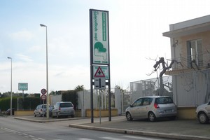 L'ingresso dell'azienda. <span>Foto Nicola Miccione</span>