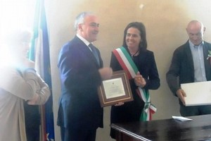 Giuseppe Tulipani premiato a Guastalla