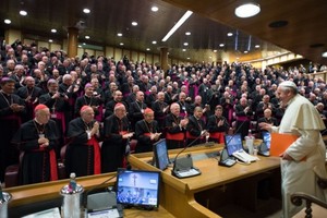 Il Papa all'apertura del Sinodo sulla famiglia