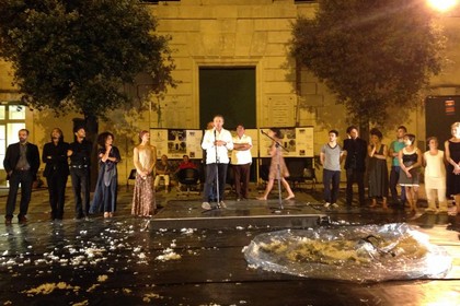 Il finale della Notte Bianca della Poesia. <span>Foto Angela Di Liso</span>