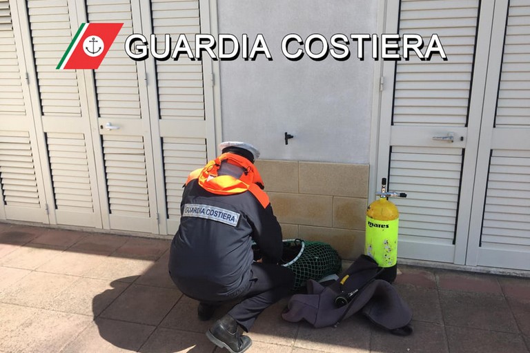 Il sequestro della Guardia Costiera