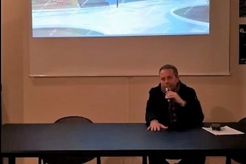 Tommaso Depalma durante le Comunicazioni