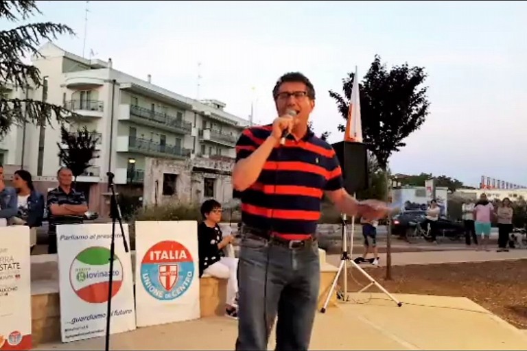 Antonello Natalicchio in via Cairoli