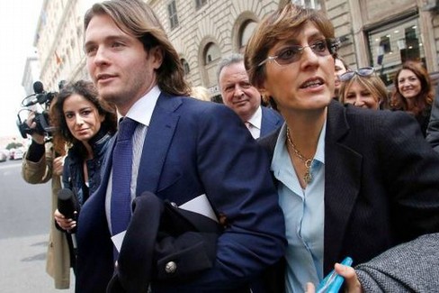 Giulia Bongiorno con Raffaele Sollecito. <span>Foto quotidiano.net</span>