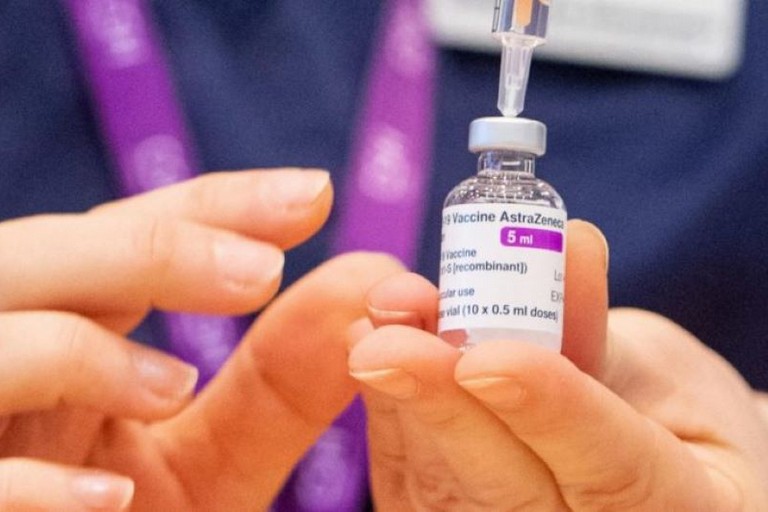 Vaccino AstraZeneca